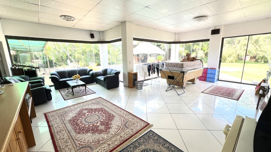 4 Bedroom Property for Sale in Langenhovenpark Free State